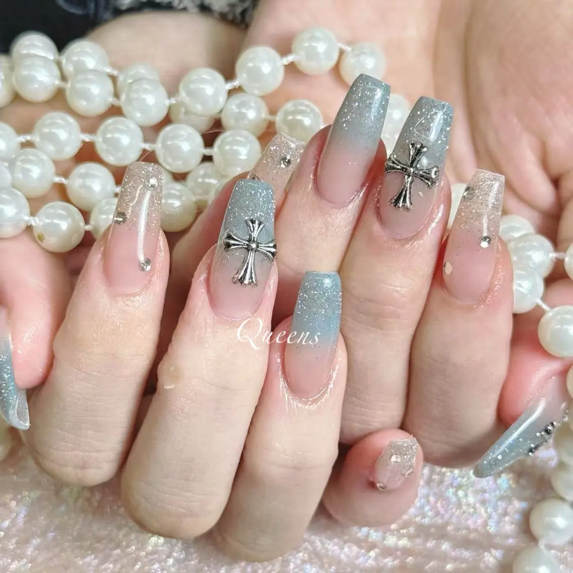 ネイル ハンドネイル Queens マオのネイルデザイン