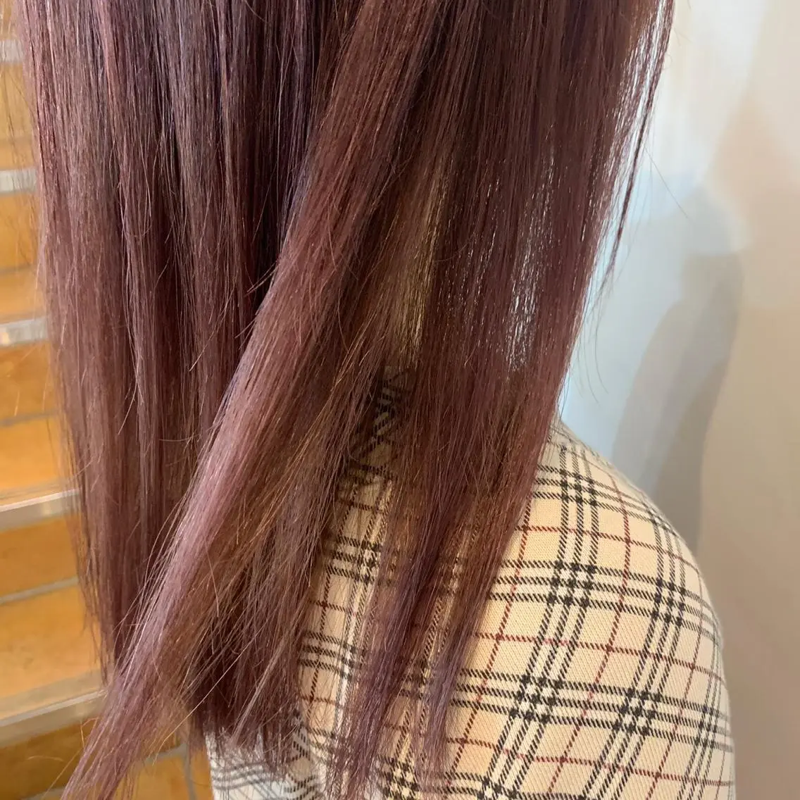 セミロング 佐々木 芽衣のヘアスタイル