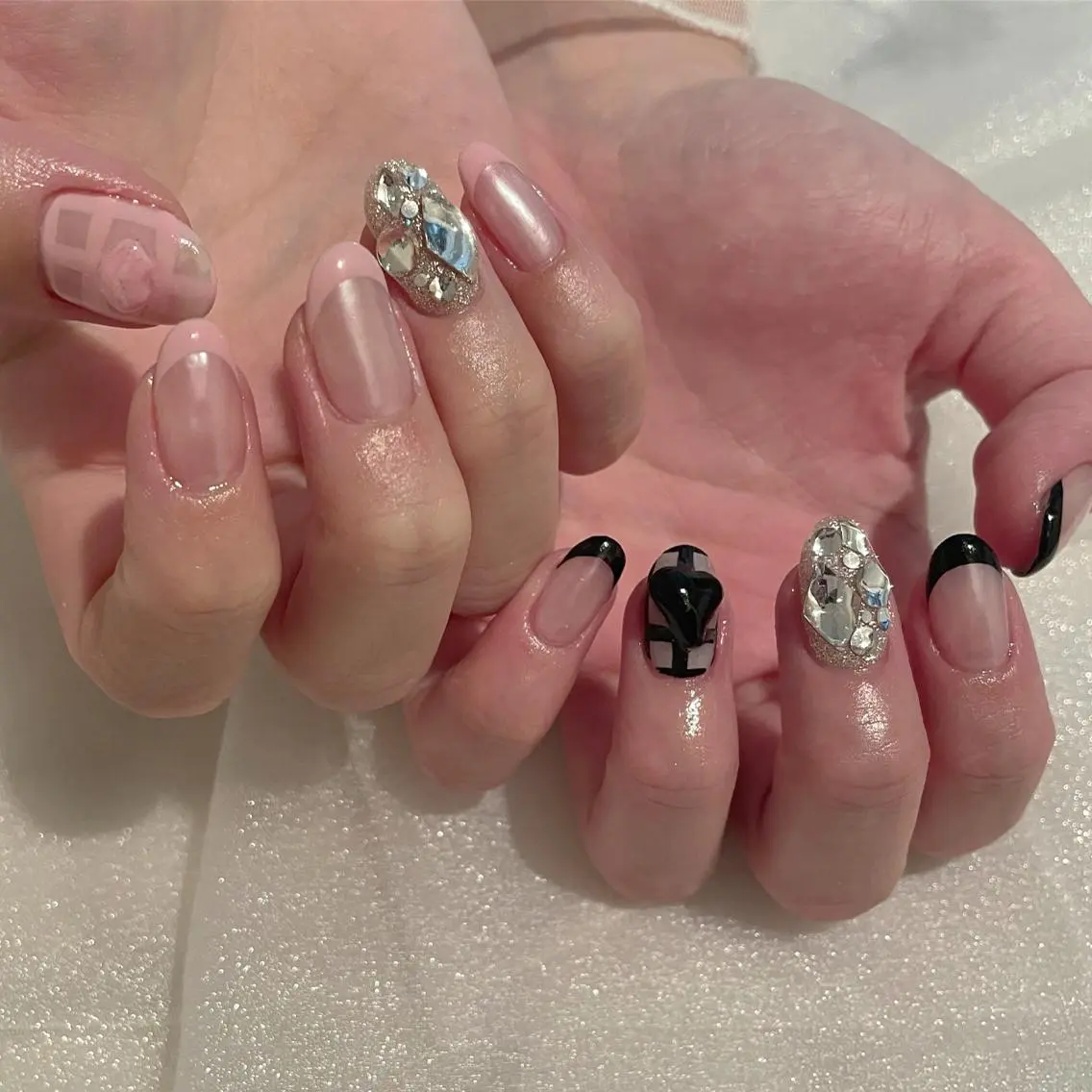 ネイル フレンチネイル ガーリー ハート ハンドネイル ハンドケア lylynail YUUKAのネイルデザイン