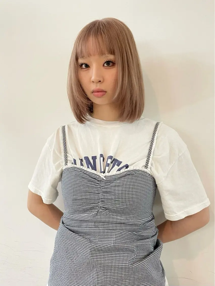 カラー ベージュカラー ハイトーンカラー ハイトーンベージュ ハイトーン/レイヤー 🌸さくらのヘアスタイル