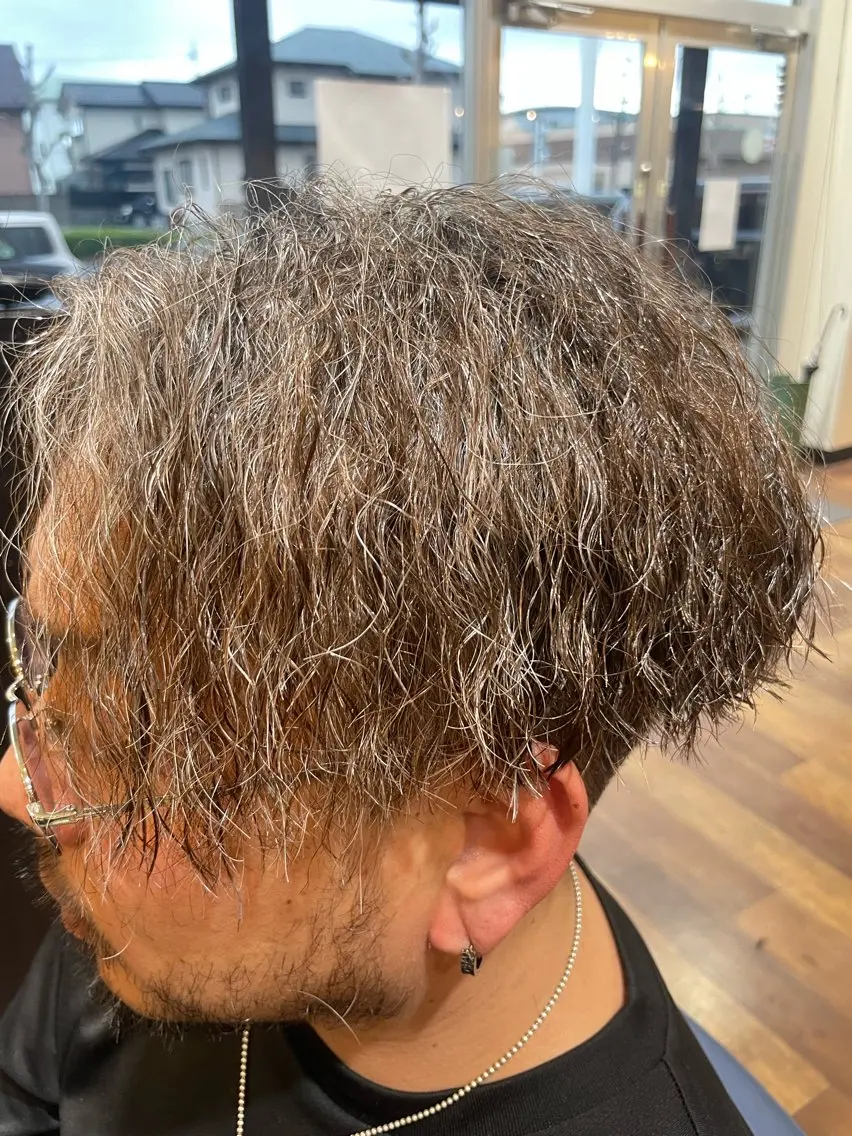パーマ 星野 義樹のヘアスタイル