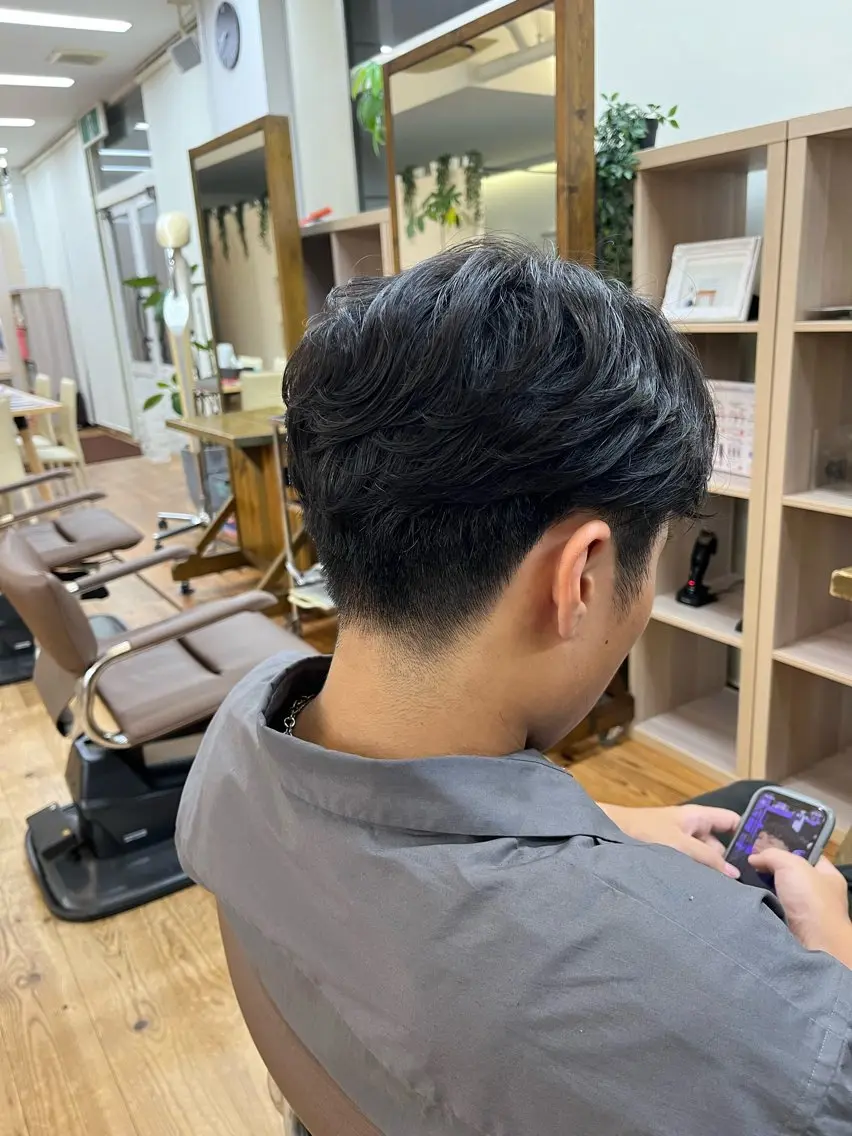 パーマ メンズ フェザーパーマ メンズパーマ 兼安 南桜乃のヘアスタイル