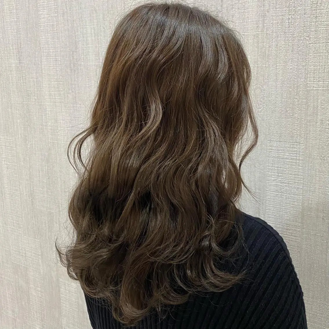 ロング カラー カット ヘアカラー トリートメント 🫧透け感⋆艶髪💎 山口アヤカのヘアスタイル