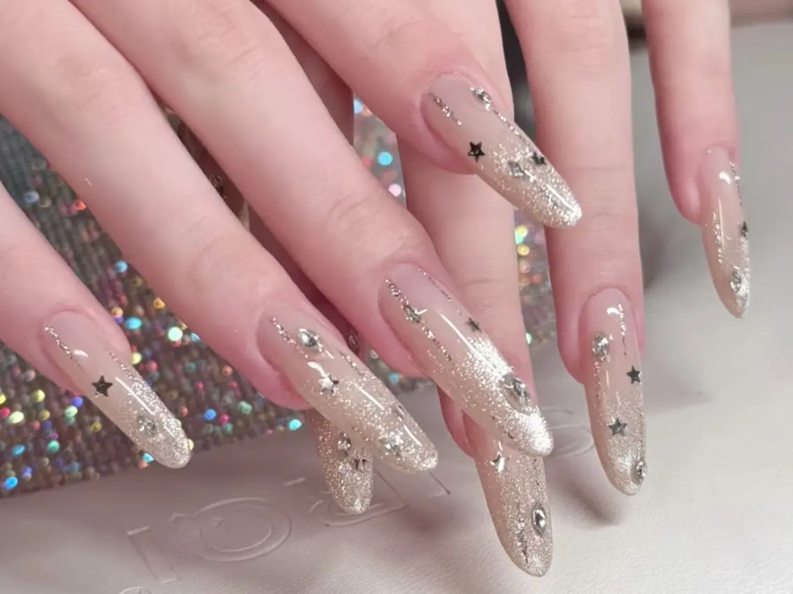 ロング ハンドネイル Nail Salon Celine柏店のネイルデザイン