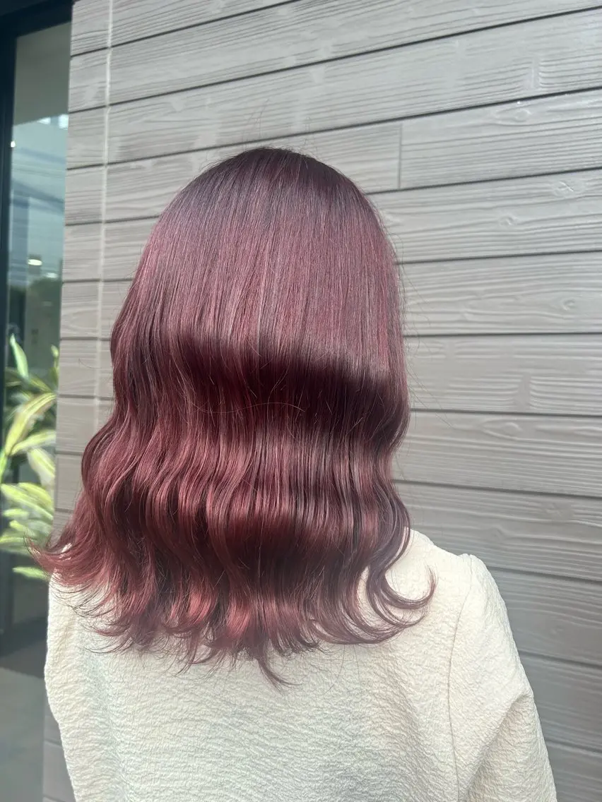 ミディアム カラー ヘアアレンジ 🤍 minaのヘアスタイル