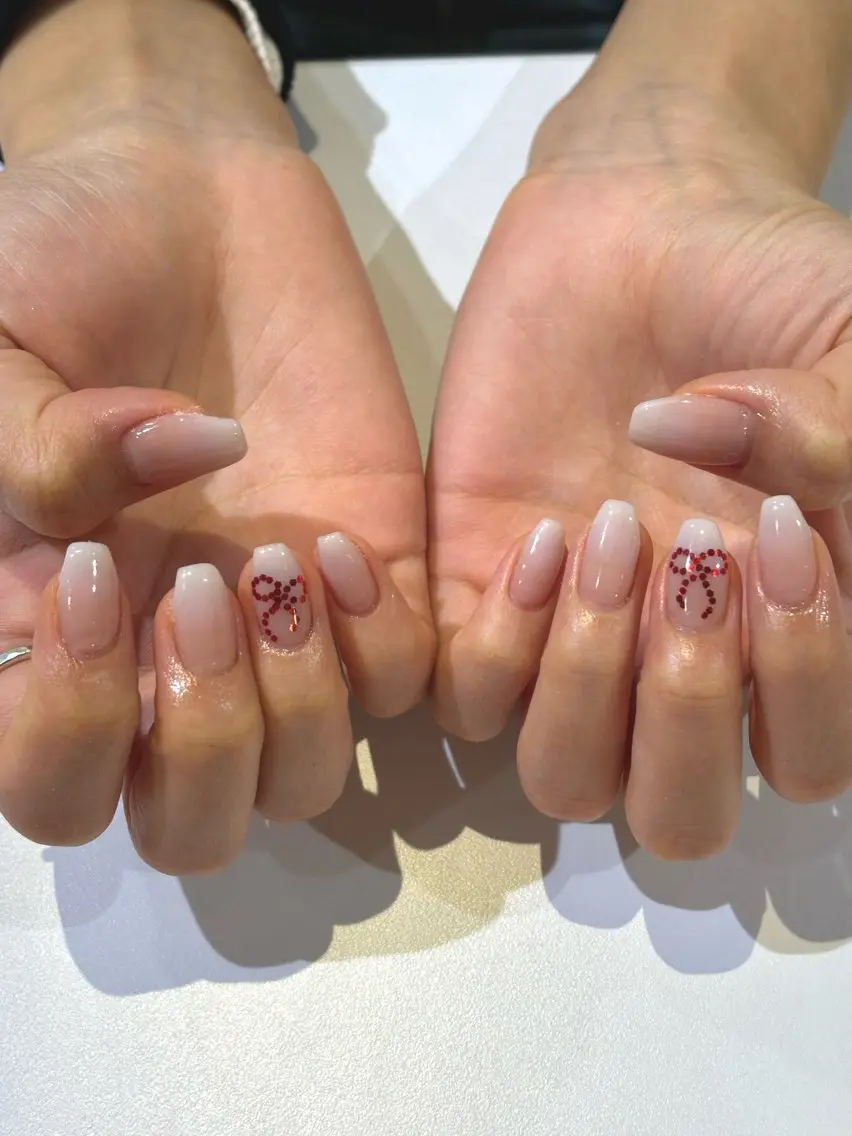 ネイル ハンドネイル REINA .のネイルデザイン