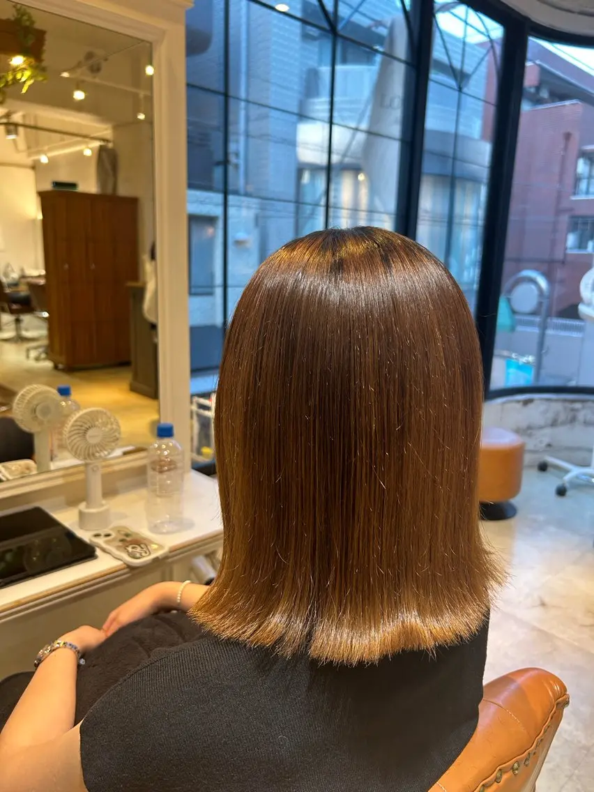 ショート カット 縮毛矯正 トリートメント 山本美月♥️艶カラー ♥️暖色カラー♥️のヘアスタイル