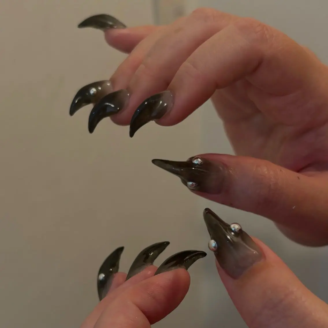 ネイル ハンドネイル フットネイル yuri / 個性派nailのネイルデザイン