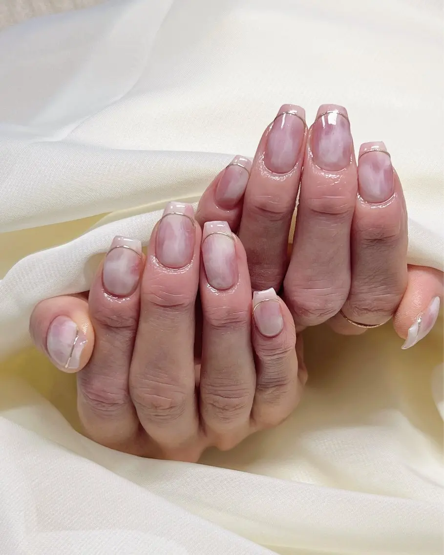 ネイル ニュアンスネイル シンプルネイル 春ネイル nail salon MUAのネイルデザイン