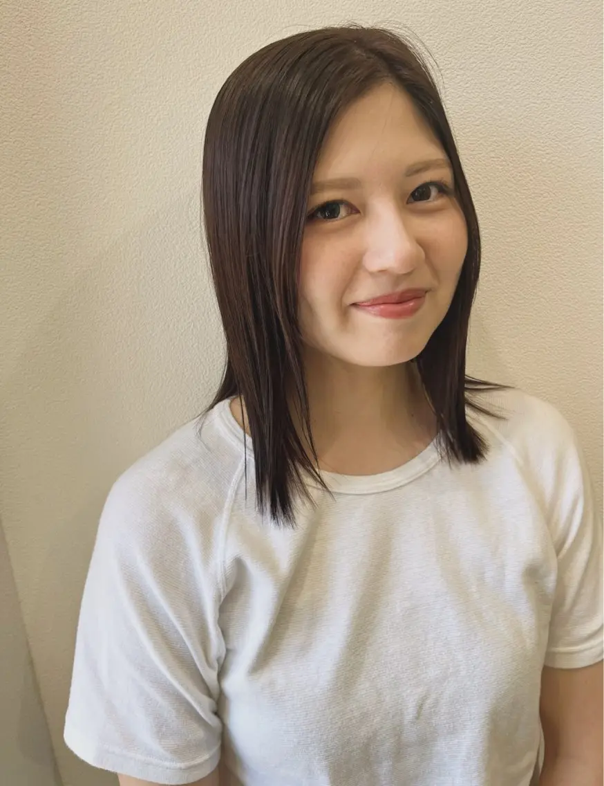 ミディアム ヘアカラー 東村 桃花のヘアスタイル