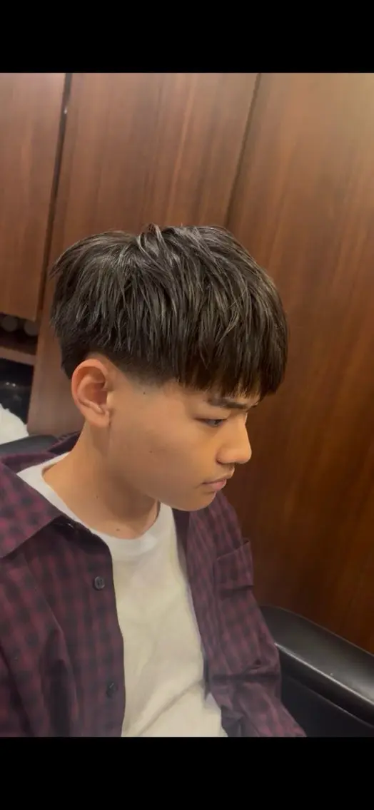 ミディアム メンズ 霜 良太のヘアスタイル