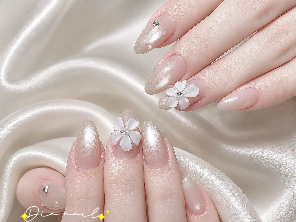 ネイル フットネイル 韓国ネイル レース マグネットネイル ニュアンスネイル ハンドネイル Dia nail サロンのネイルデザイン