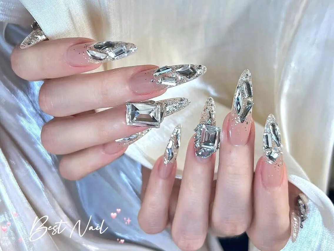 ネイル 岡田 ミサト best nailのネイルデザイン