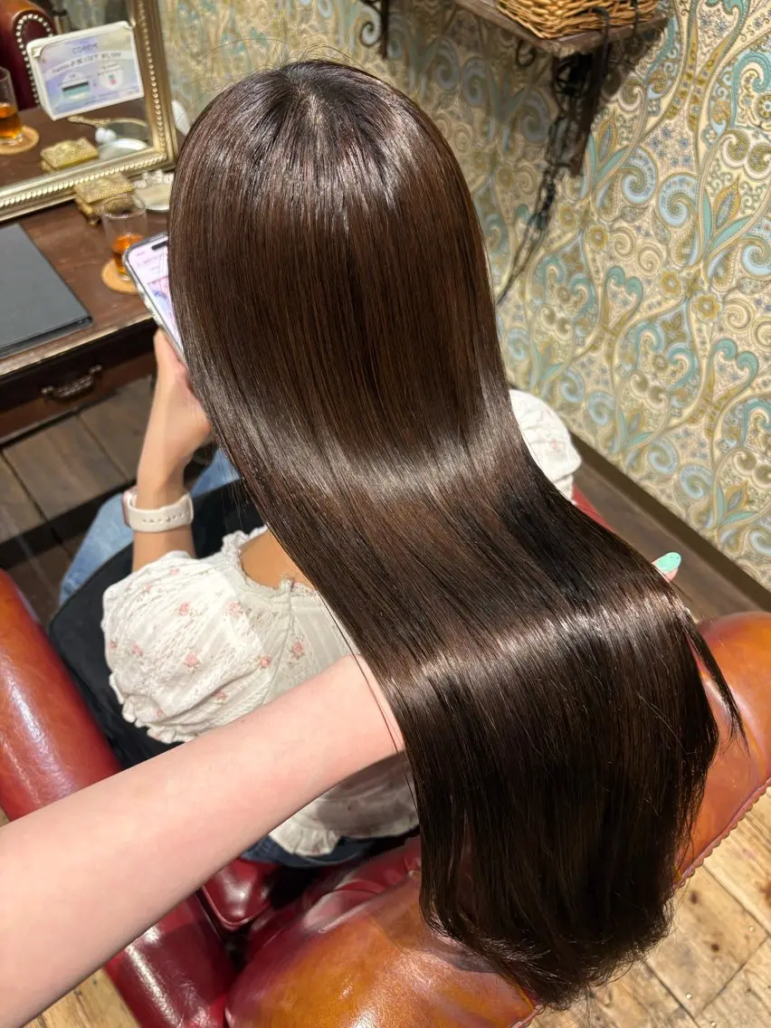 セミロング パーマ 酸性ストレート ストレートパーマ カット 縮毛矯正 トリートメント なぎさ 🎀 / 透明感カラー/心斎橋のヘアスタイル