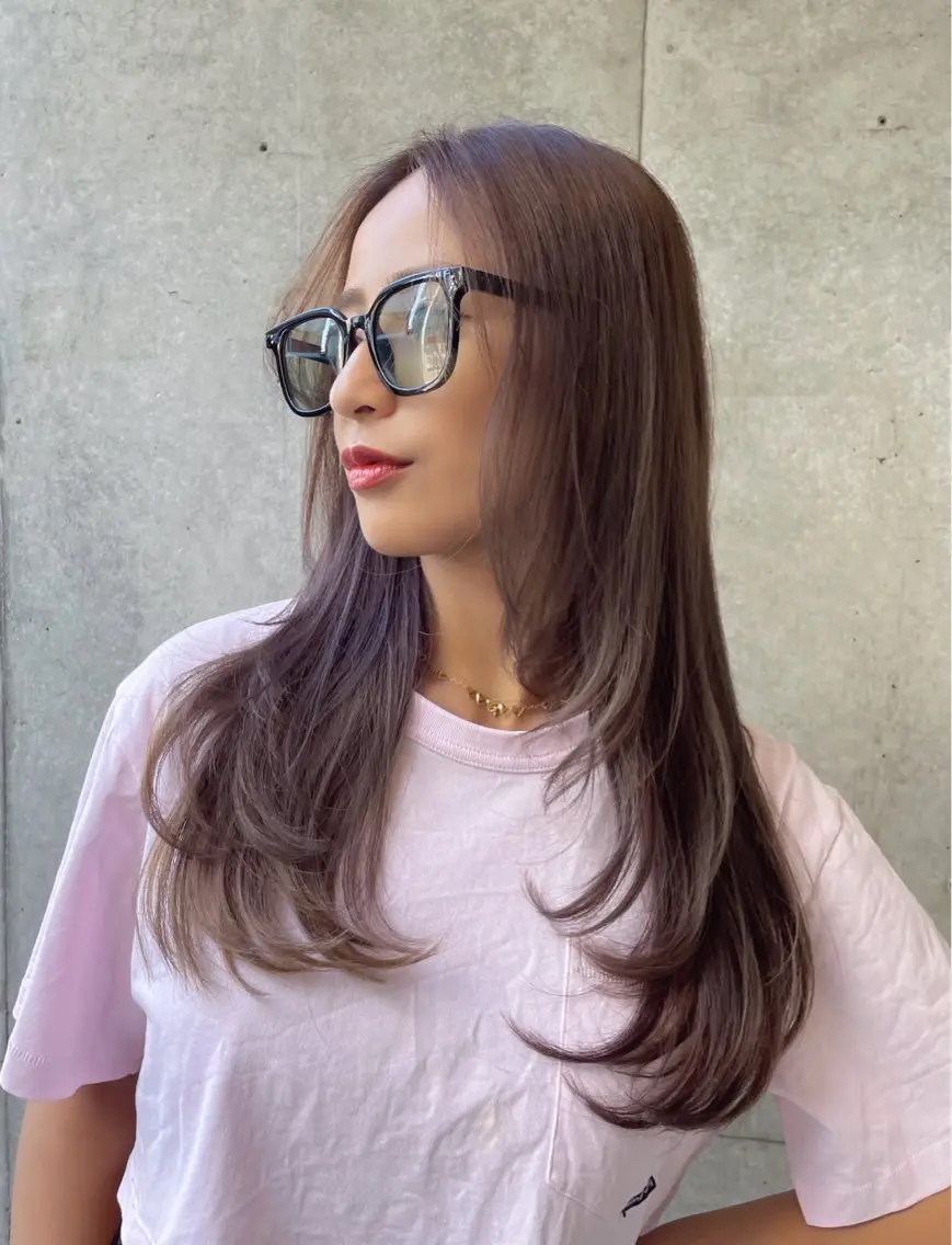 ロング カラー 顔まわりレイヤー レイヤーカット カット トリートメント いとう まいこのヘアスタイル