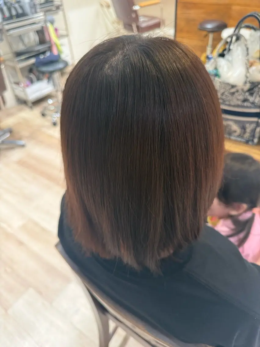 ショート カラー ヘアカラー シン🦊 艶カラー／ブリーチのヘアスタイル