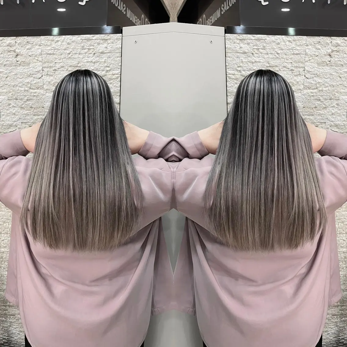 セミロング ヘアカラー トリートメント Y Uのヘアスタイル