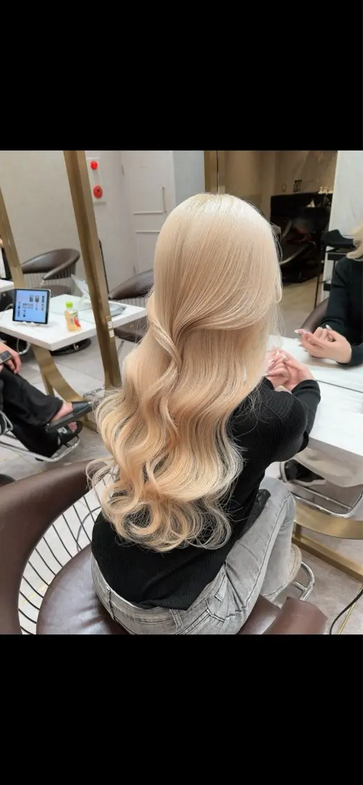 カラー ベージュカラー ブリーチ 透明感カラー ハイトーンカラー ピンクカラー ヘアカラー トリートメント ヘッドスパ Rio /ハイトーン /透明感カラーのヘアスタイル