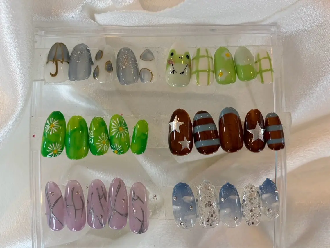 ネイル ハンドネイル colors 荻窪のネイルデザイン