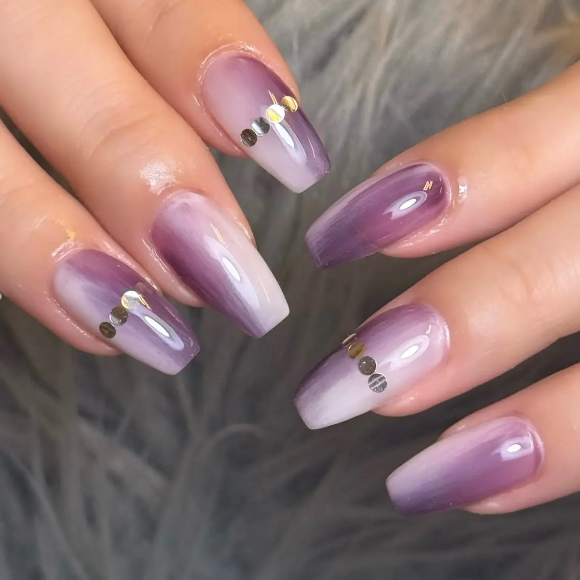 ネイル ニュアンスネイル パープル nail salon h🎀小夏のネイルデザイン