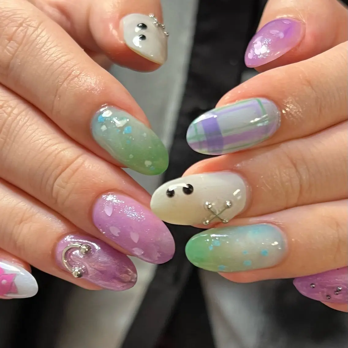 ネイル ハンドネイル Hata nail 🎀個性派ニュアンスのネイルデザイン