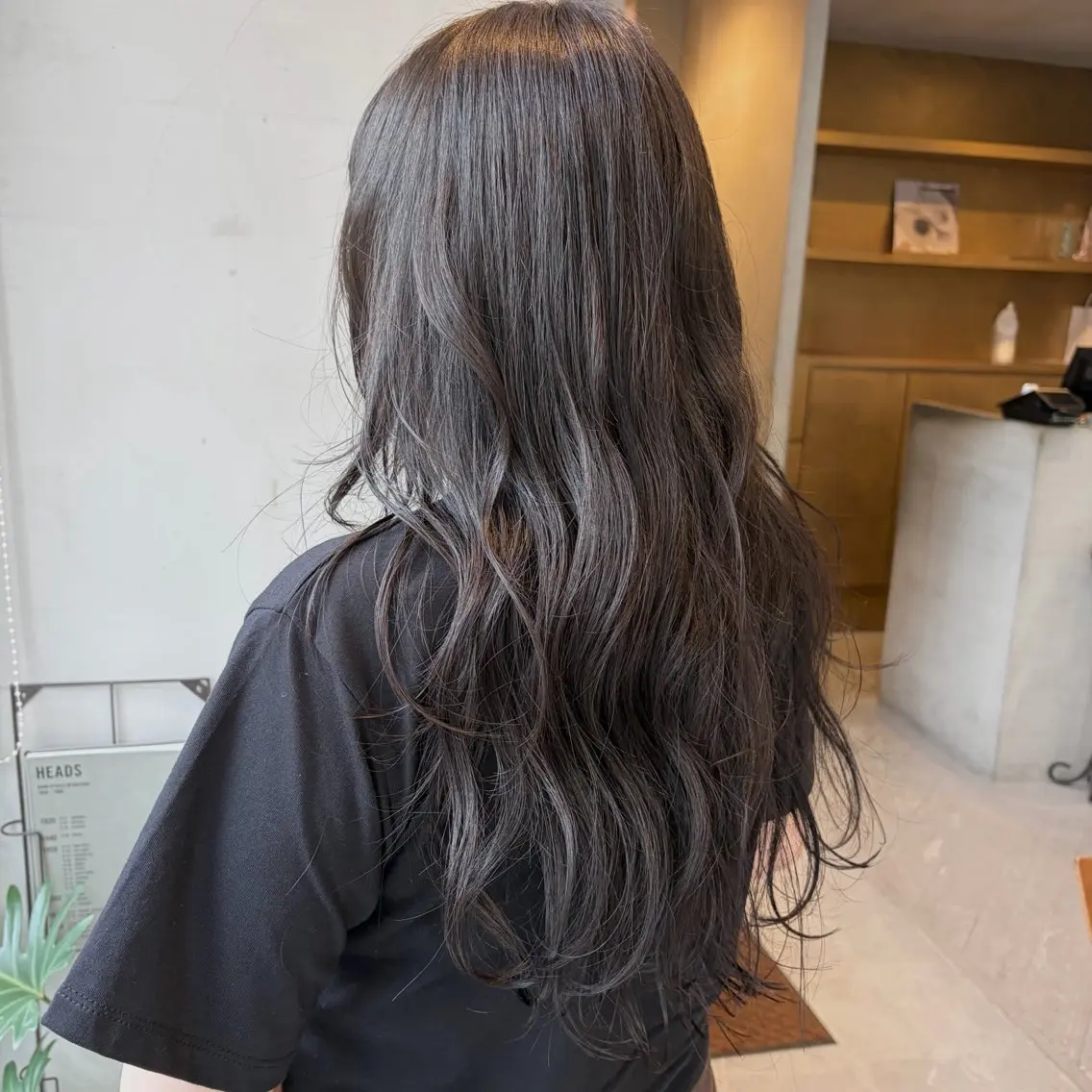 ロング カラー ロングレイヤー グレージュ ラベンダーカラー ラベンダーグレージュ ラベンダーグレー カット ヘアカラー なな/ICI/レイヤ ーパーマ/上前津のヘアスタイル