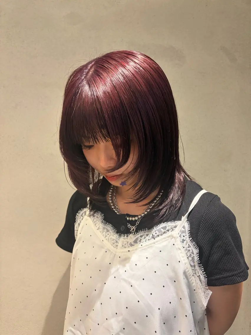 セミロング カラー ブリーチ ヘアカラー Canna kotoriのヘアスタイル