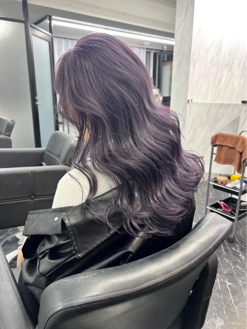 【新店舗オープン割引🈹】【1日一名様限定】💜ブリーチありwカラー+メンテナンスカット+保湿トリートメント💜の写真