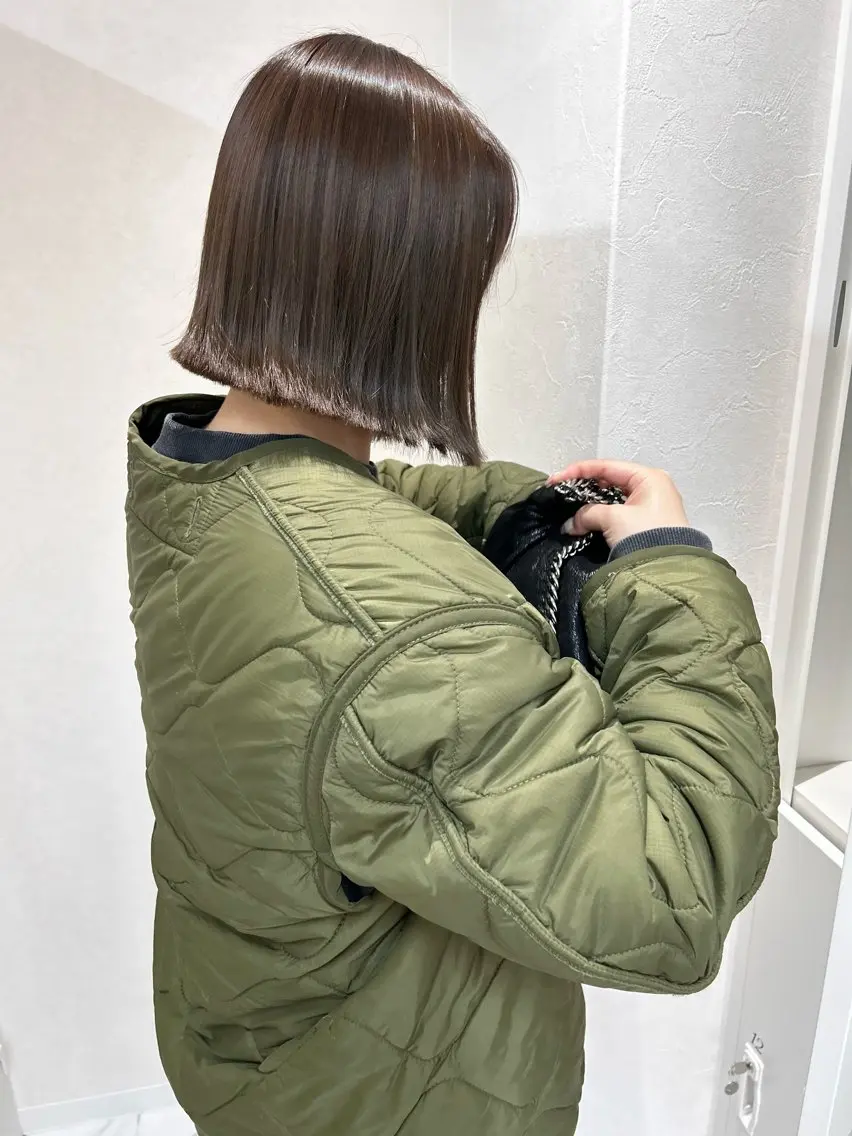 ショート カラー ブリーチ グレージュ ブリーチなしカラー カット ヘアカラー トリートメント Saori / ボブ /顔周り/カラー🎀のヘアスタイル