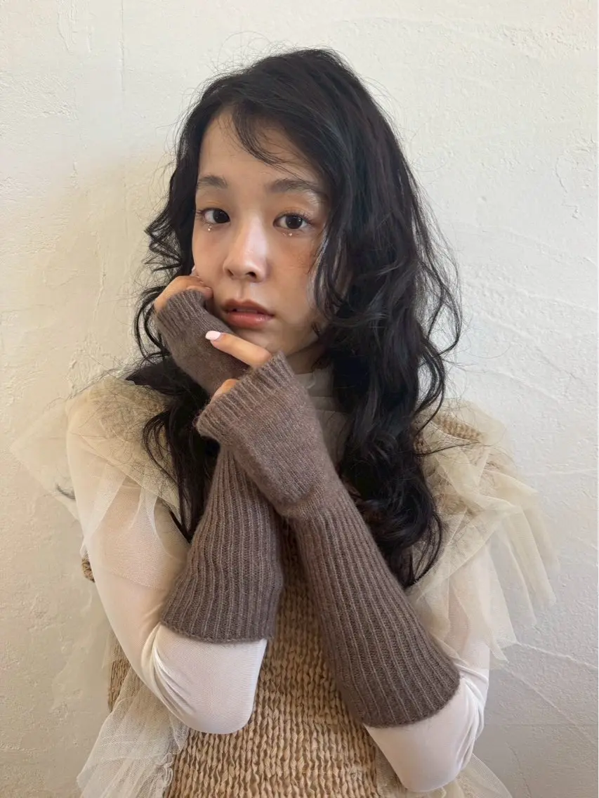ロング カット 吉岡 茉穂のヘアスタイル