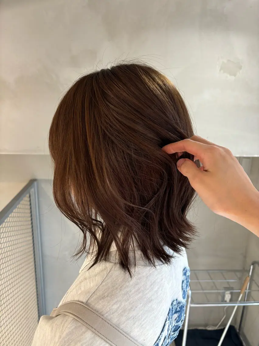 カラー ブラウンカラー ショコラブラウン ヘアカラー 🧸柔らかベージュ/ 顔周りレイヤー/ミクのヘアスタイル