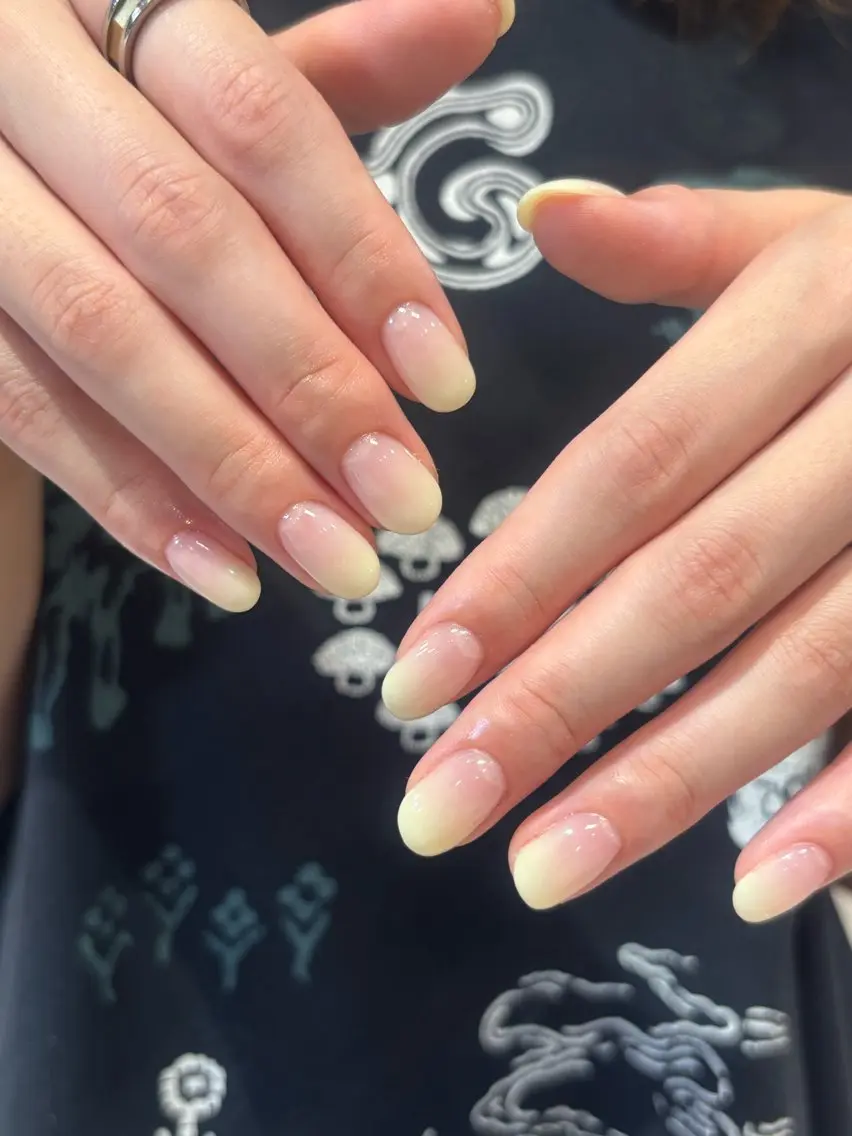 ネイル ハンドネイル 宮内 志帆のネイルデザイン