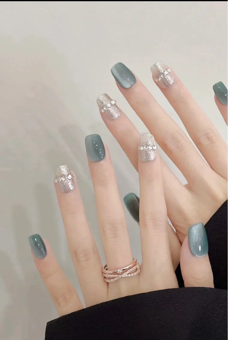 ⭐️【オフ込み】　定額デザイン(色変更👌)の写真