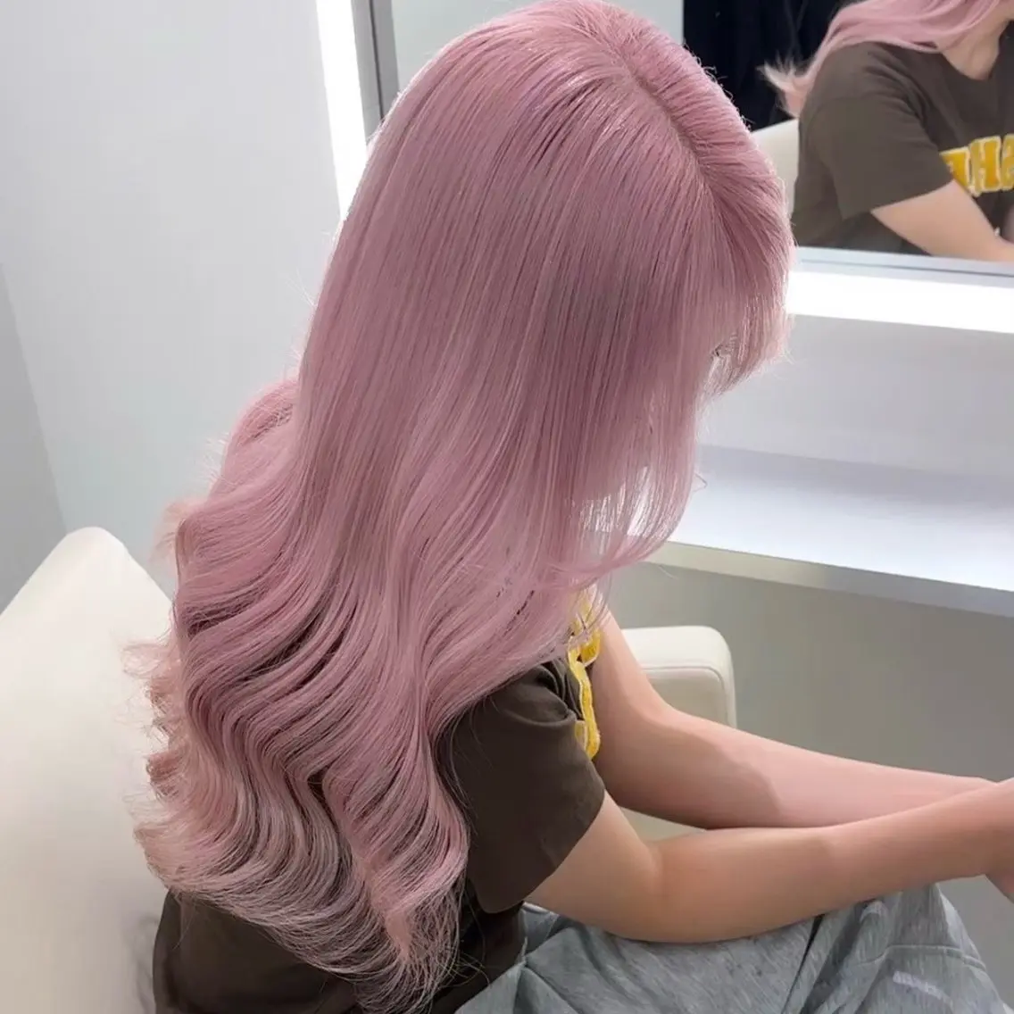 カラー ブリーチ 透明感カラー ピンクカラー カット ヘアカラー TACE新宿 みすずのヘアスタイル