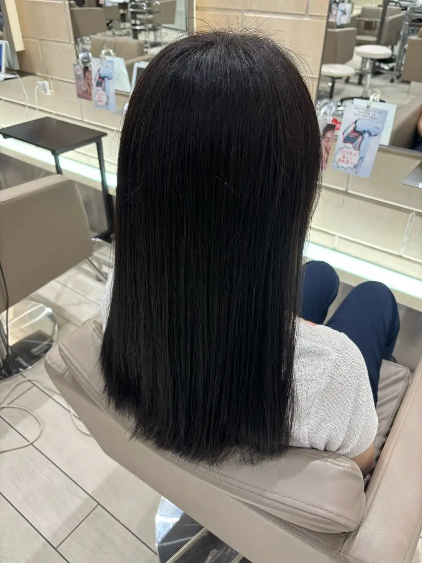 カラー 猪瀬 茉唯のヘアスタイル