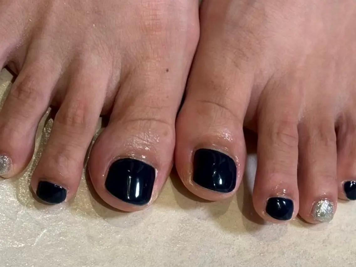 ネイル ニュアンスネイル ワンカラーネイル フットネイル Nail Salon Luanaのネイルデザイン