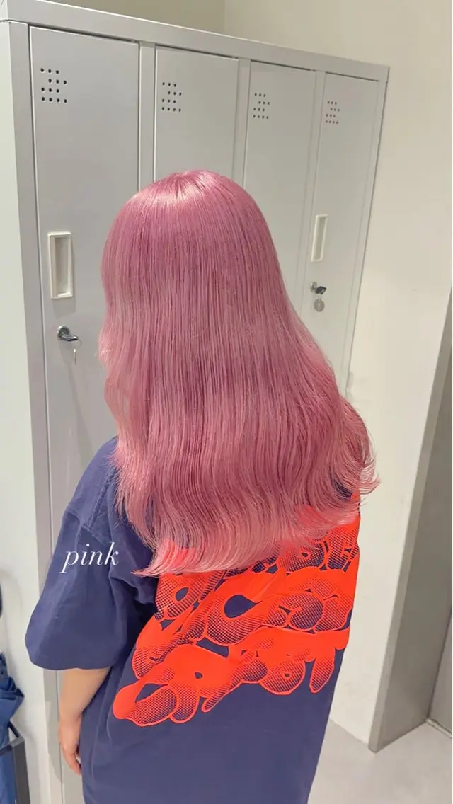 ロング カラー ベージュカラー ブリーチ ケアブリーチ ハイトーンカラー ピンクカラー ヘアカラー トリートメント ヒロミ/ミルクティー /ブロンド/ピンクのヘアスタイル