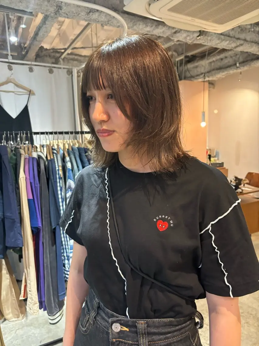 ミディアム カラー Hayashi Shioriのヘアスタイル