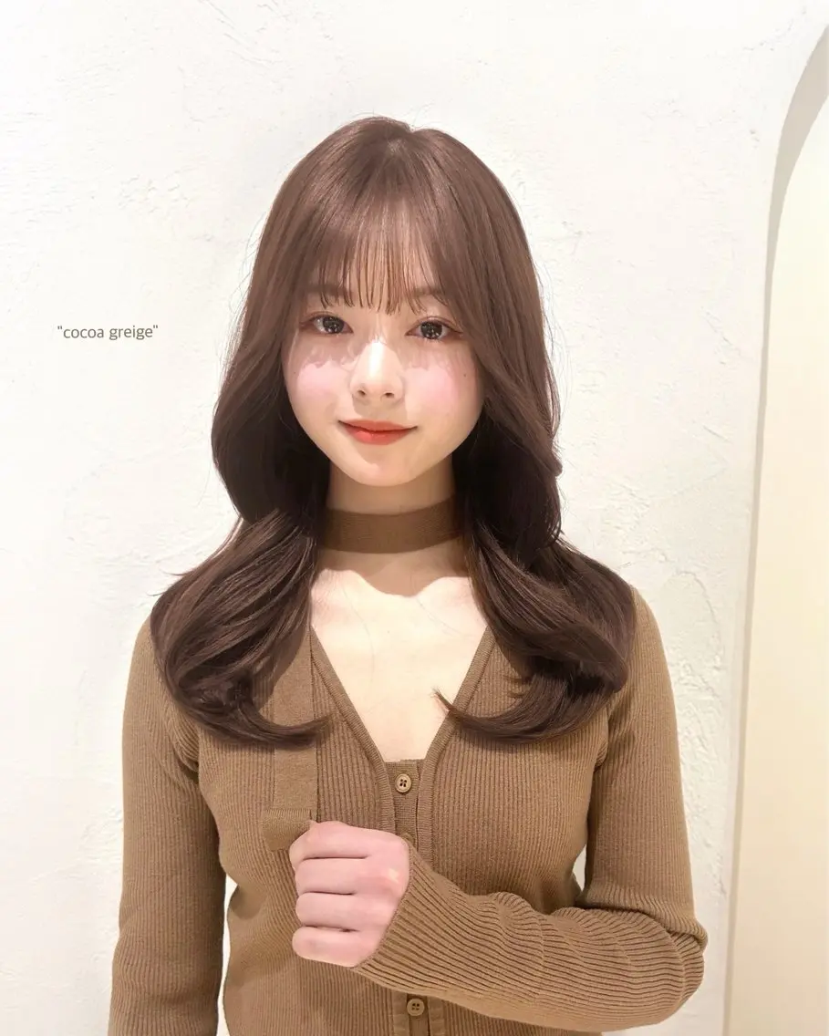 ロング 顔周りカット ミディアムヘア Chifumiのヘアスタイル