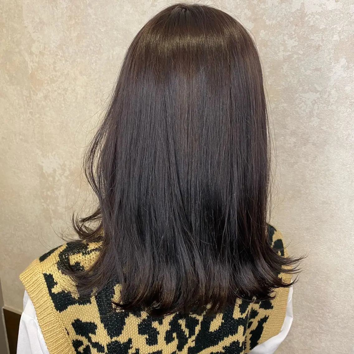 セミロング pers'lov yoneyaのヘアスタイル