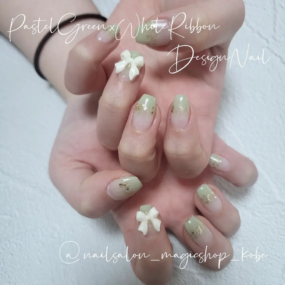 ネイル アートネイル ジェルネイル ゴールド グラデーション グリーン ハンドネイル Nailsalon MagicShopのネイルデザイン