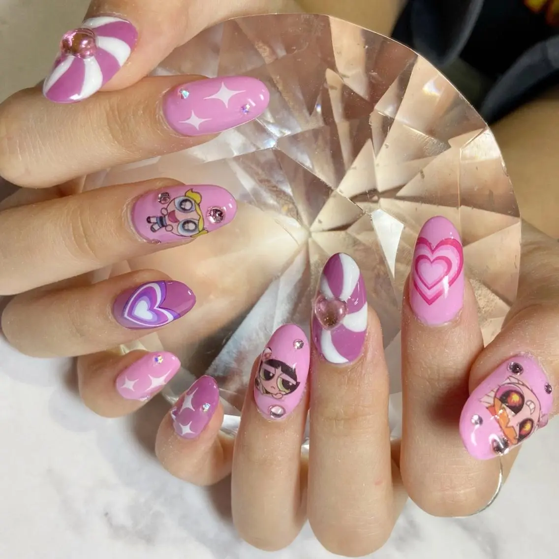 ネイル YUN 💅のネイルデザイン