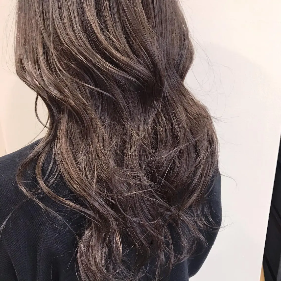 ロング カラー ヘアアレンジ KAREN🕊️ 大宮美容室のヘアスタイル