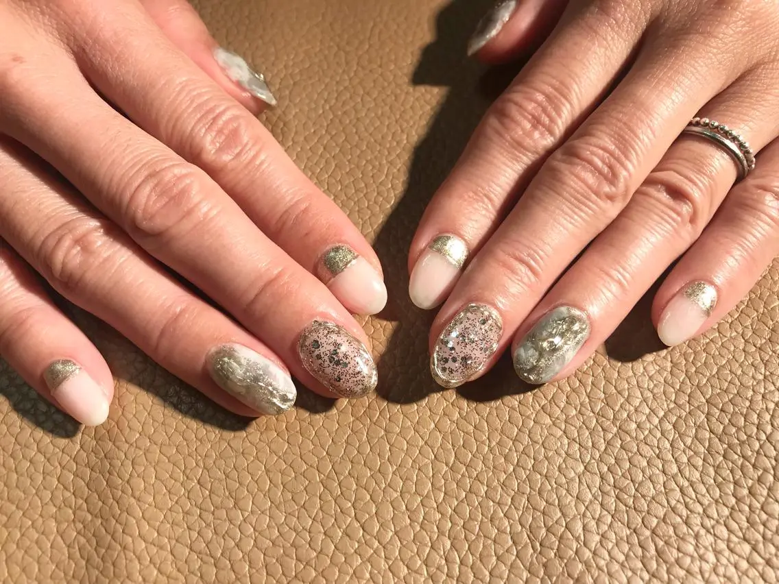 ネイル ジェルネイル ミラーネイル ニュアンスネイル シルバー Kimura Yukoのネイルデザイン