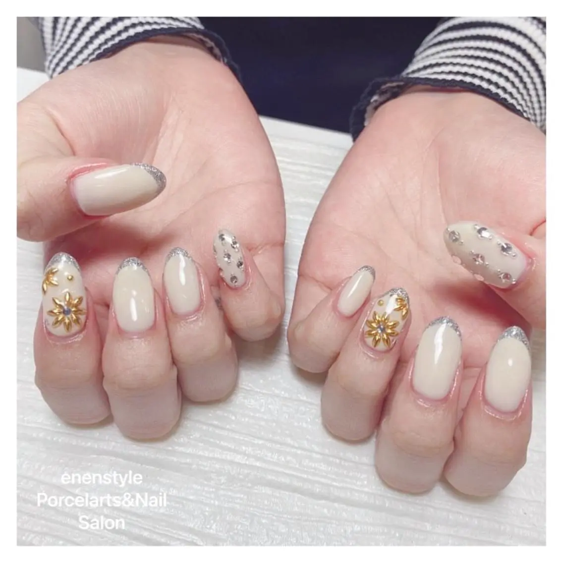 ミディアム ネイル ハンドネイル 🐾enen style 🐾のネイルデザイン