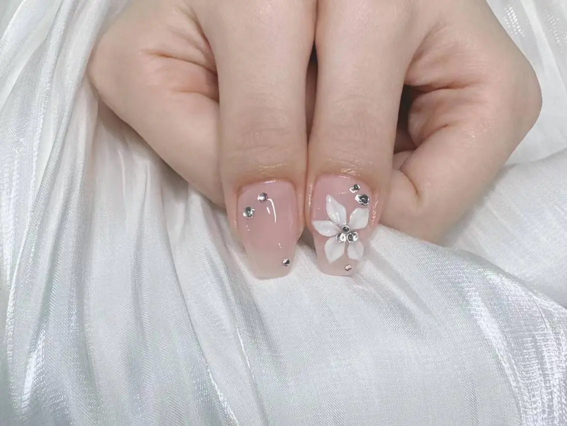 ネイル ハンドネイル ユナ ネイル💅のネイルデザイン