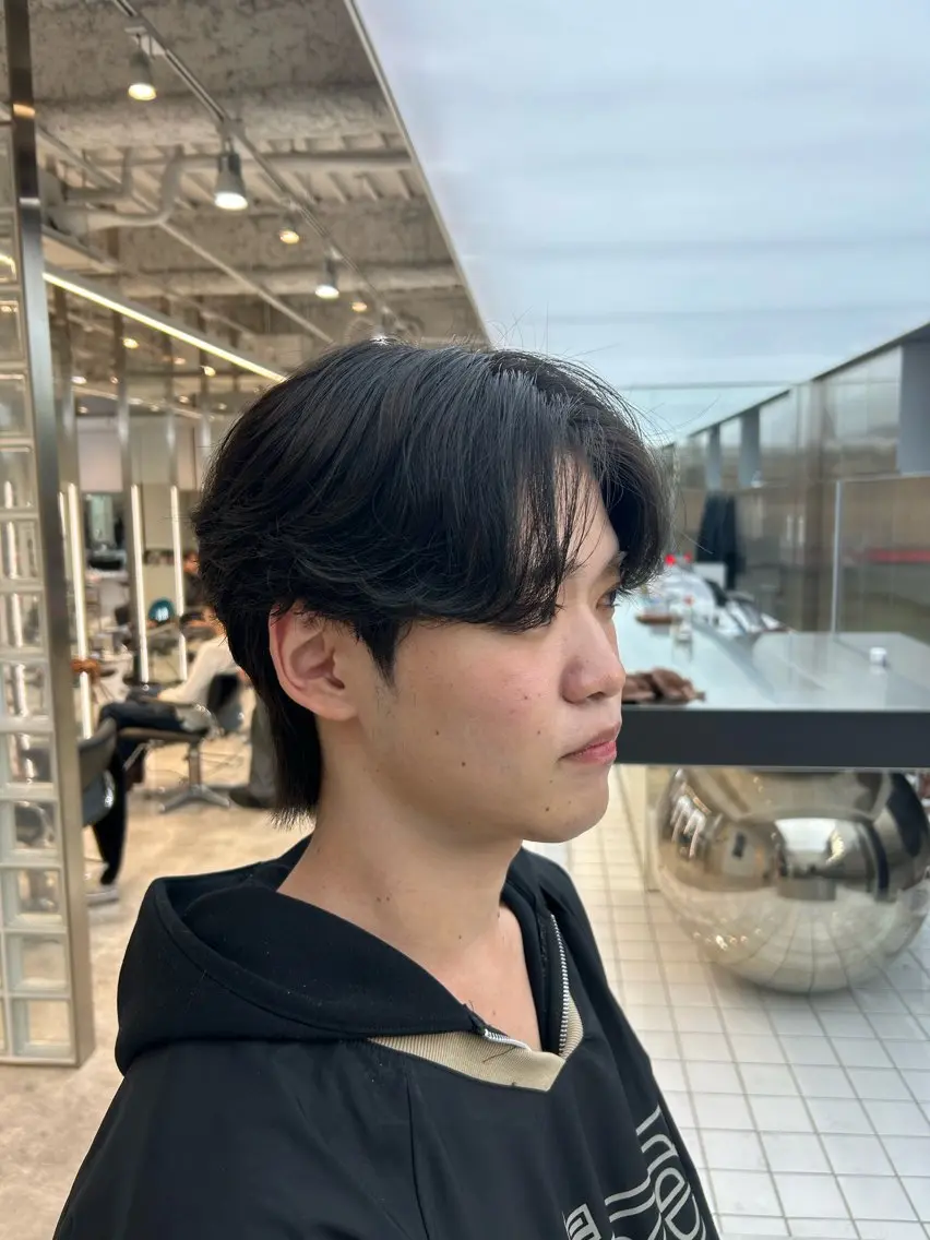 メンズ カット パーマ パーマカラー支持⭕️ 春山凜乃介のヘアスタイル