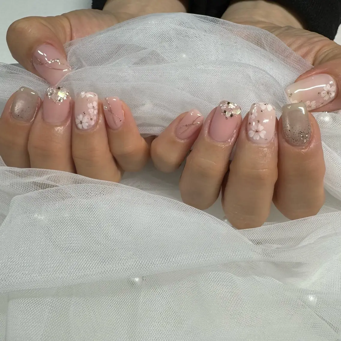 ネイル ジェルネイル 東 千夏のネイルデザイン