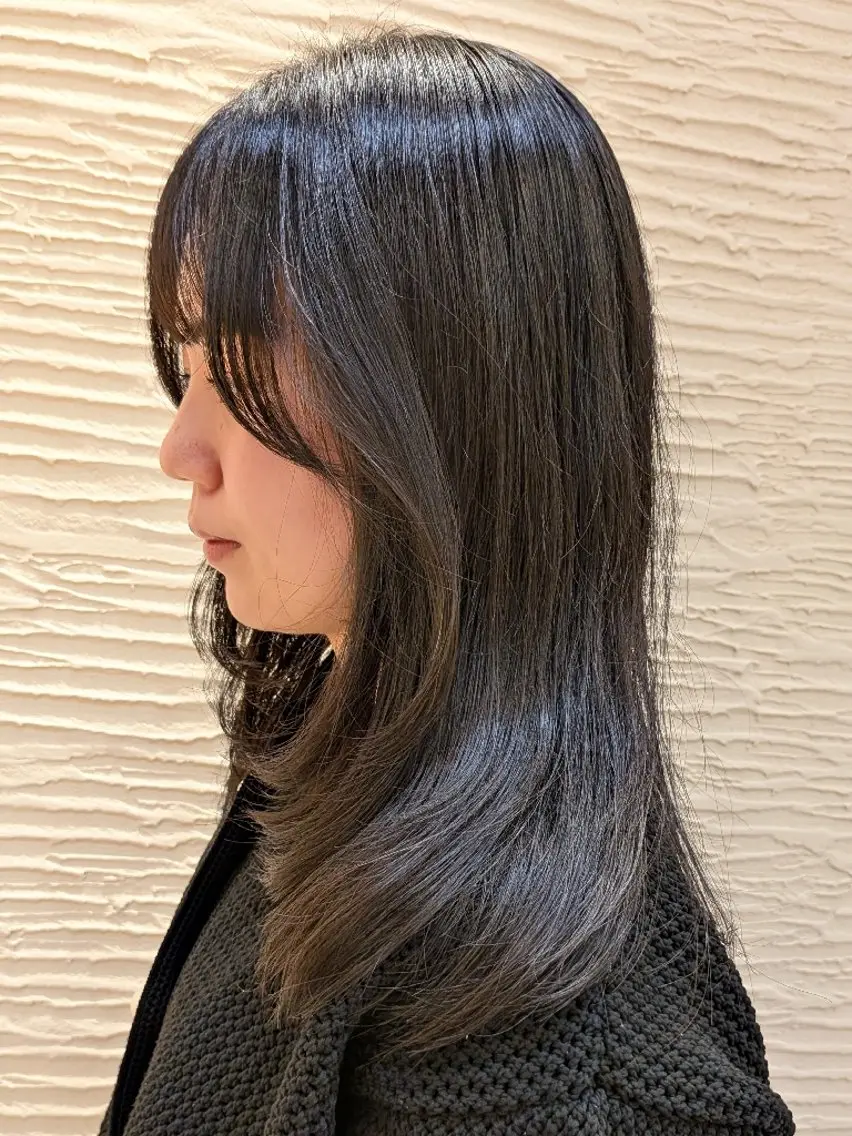 ロング 顔まわりレイヤー レイヤーカット 鎌田 流沙奈のヘアスタイル
