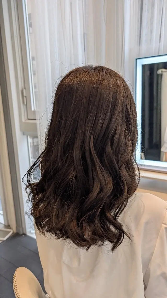 セミロング ヘアアレンジ ハーフアップ 結婚式・ブライダル ヘアセット 似合わせヘアメイク 🫧moko🫧のヘアスタイル